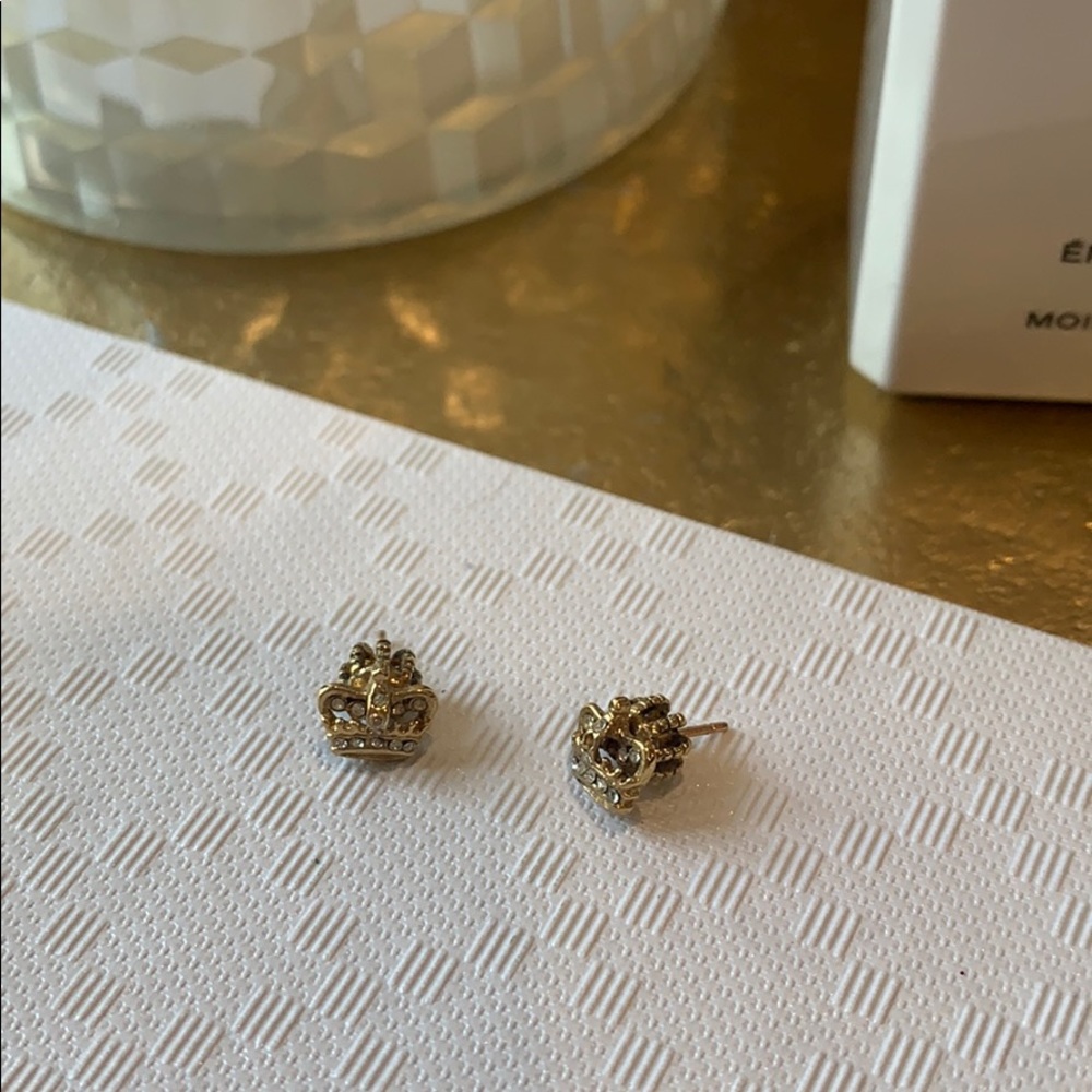 Juicy Couture // Crown Stud Earrings